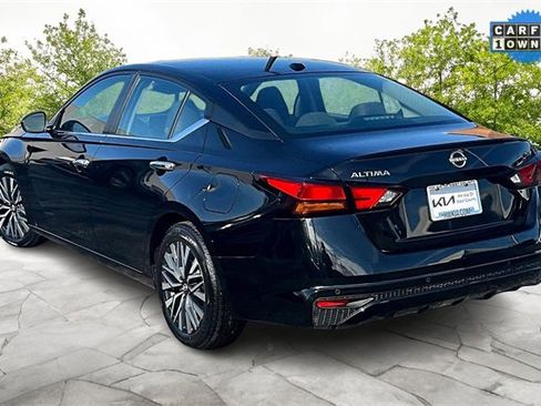 Used 2023 Nissan Altima 2.5 SV image 12