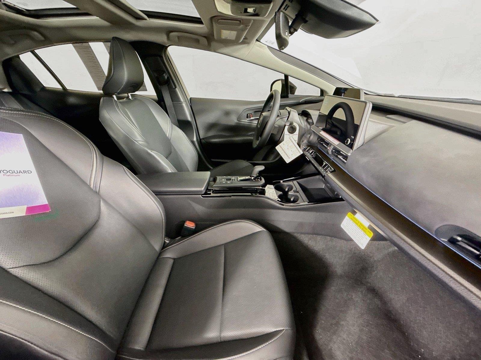 New 2026 Toyota Prius Plug-In Hybrid FWD image 41