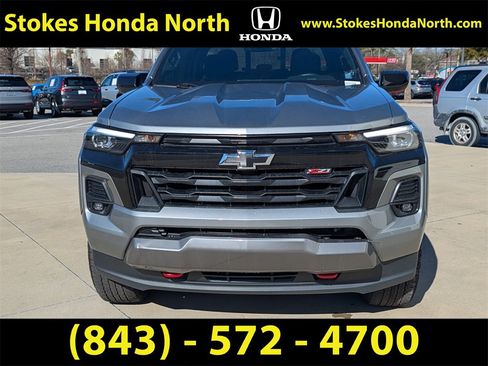 Used 2023 Chevrolet Colorado Z71 w/ Z71 Convenience Package 2 image 9