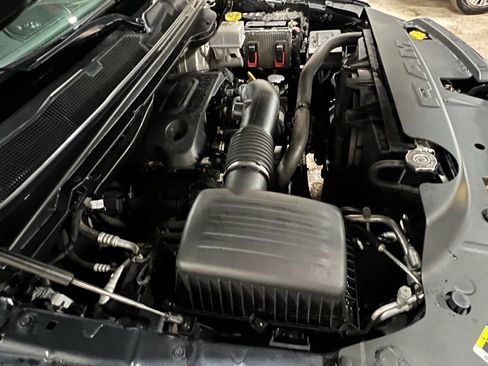 Used 2020 RAM 1500 Sport w/ Comfort & Convenience Group image 34