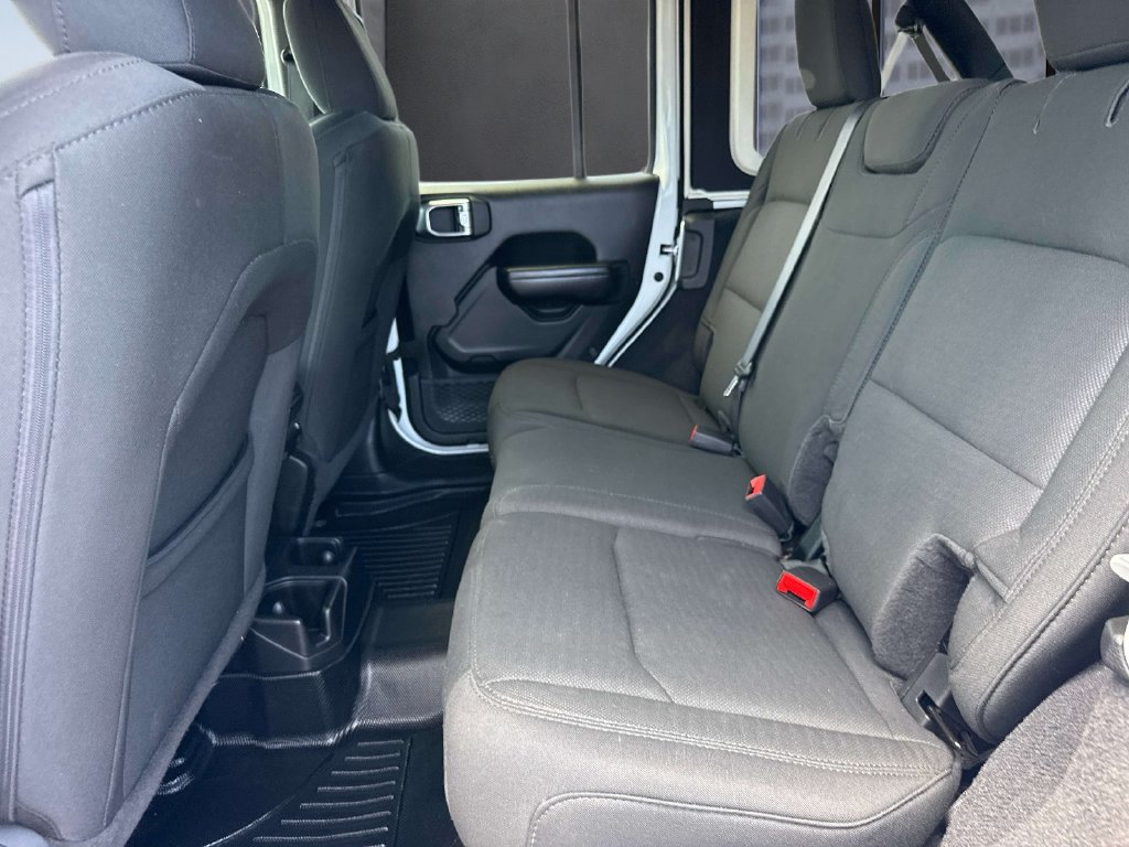 Used 2021 Jeep Wrangler Unlimited Sport AWD/4WD image 14