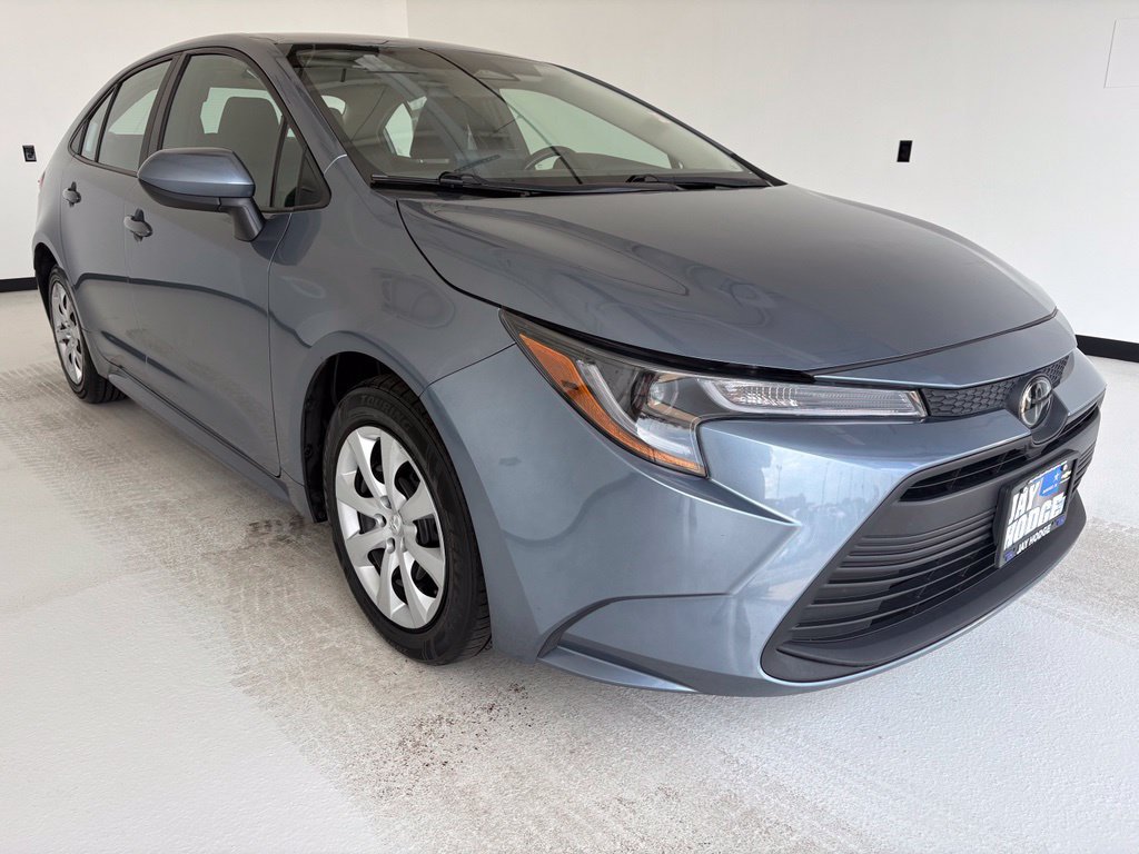 Used 2024 Toyota Corolla LE FWD image 11