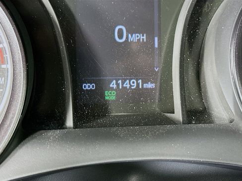 Used 2024 Toyota Camry SE w/ Convenience Package FWD image 19