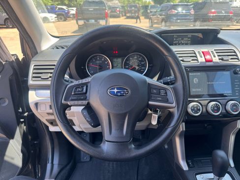 Used 2016 Subaru Forester 2.5i Premium w/ Popular Package #1 AWD/4WD image 9