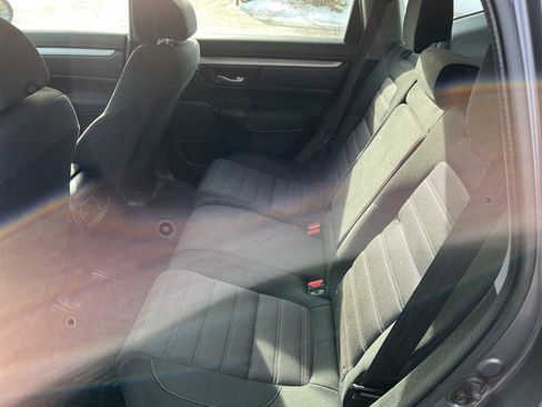 Used 2019 Honda CR-V LX image 5