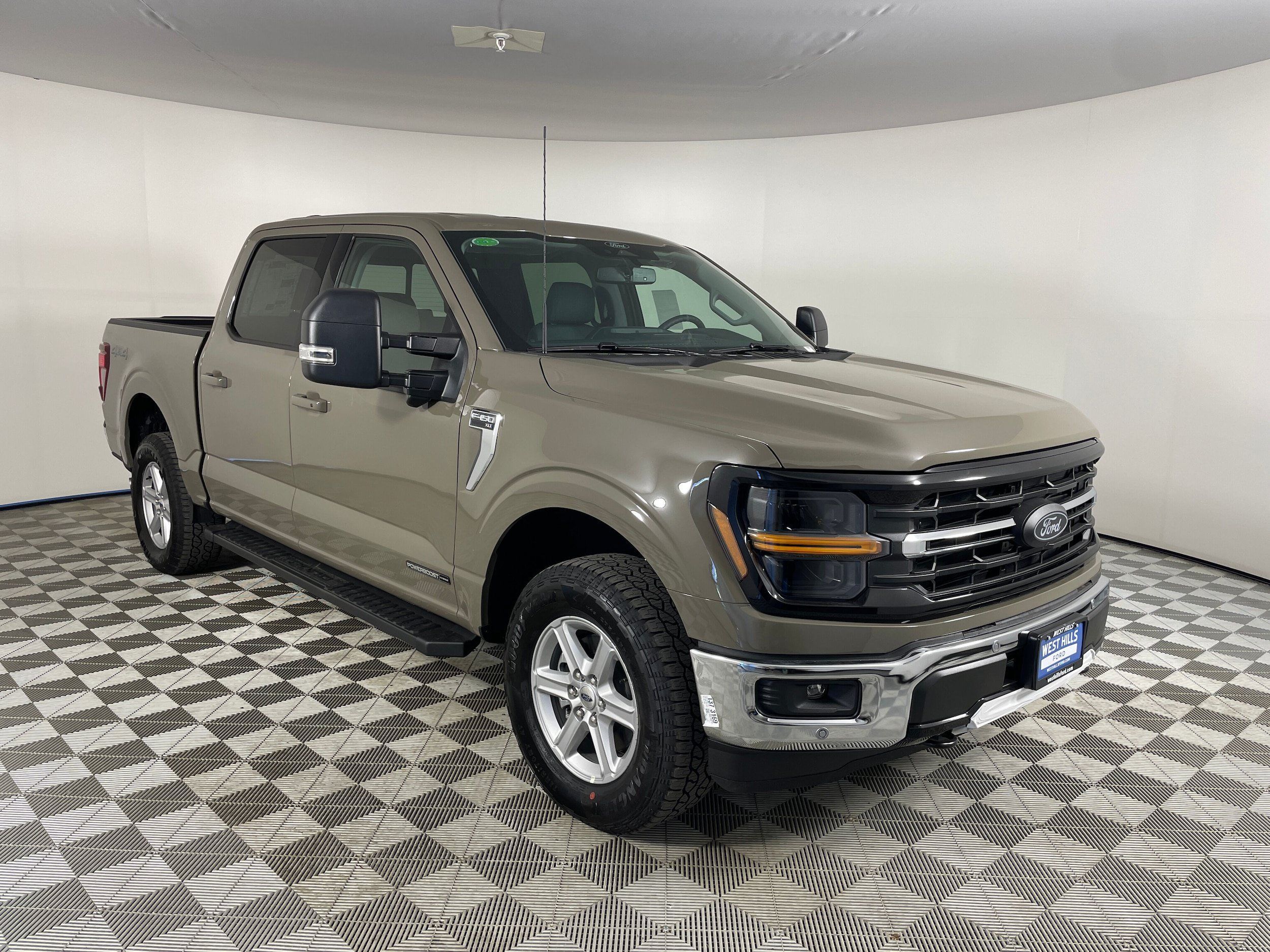 New 2026 Ford F150 XLT w/ Equipment Group 302A MID AWD/4WD image 21