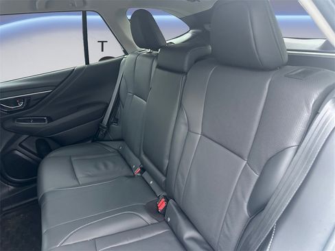 Certified 2025 Subaru Outback Limited image 16