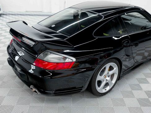 Used 2002 Porsche 911 GT2 RWD image 21