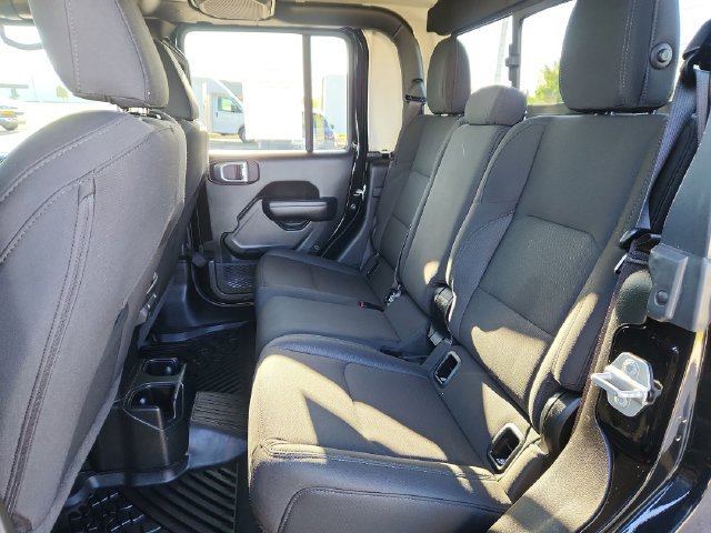 Used 2021 Jeep Gladiator Sport AWD/4WD image 26