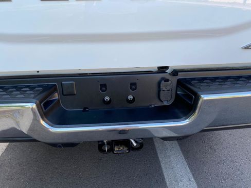 Used 2025 RAM 2500 Big Horn AWD/4WD image 8