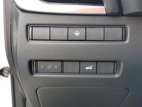 Certified 2023 Nissan Rogue SL w/ SL Premium Package AWD/4WD image 9