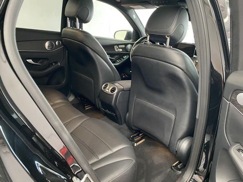 Used 2020 Mercedes-Benz GLC 300 w/ Multimedia Package image 11