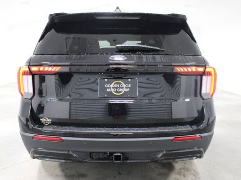 New 2026 Ford Explorer ST-Line w/ ST-Line Street Pack RWD image 7
