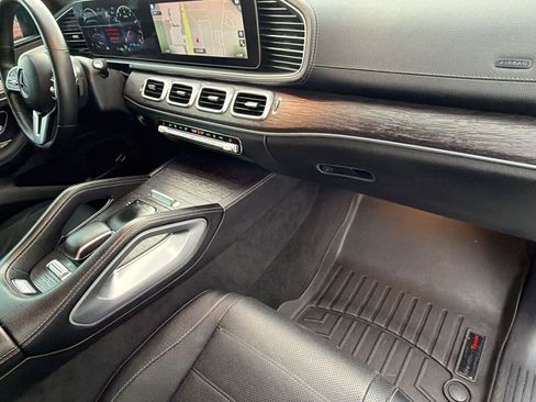 Used 2022 Mercedes-Benz GLS 450 4MATIC image 36