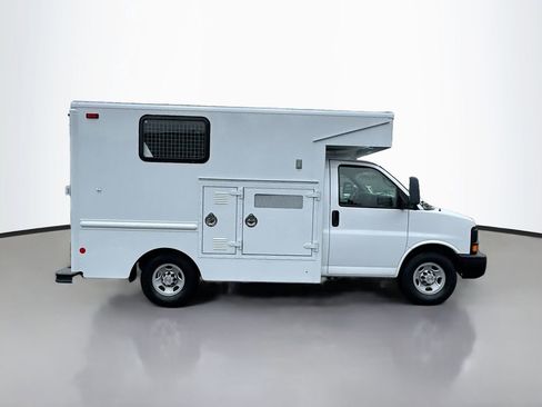 Used 2008 Chevrolet Express 3500 RWD image 7
