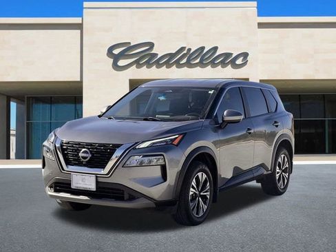 Used 2023 Nissan Rogue SV image 8
