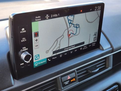 Used 2023 Honda Pilot Touring image 16