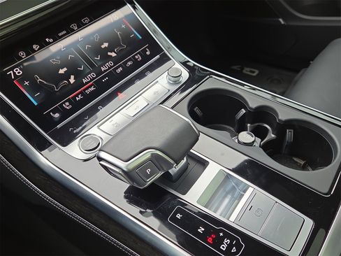 Used 2025 Audi Q7 3.0T Prestige w/ Prestige Package image 22