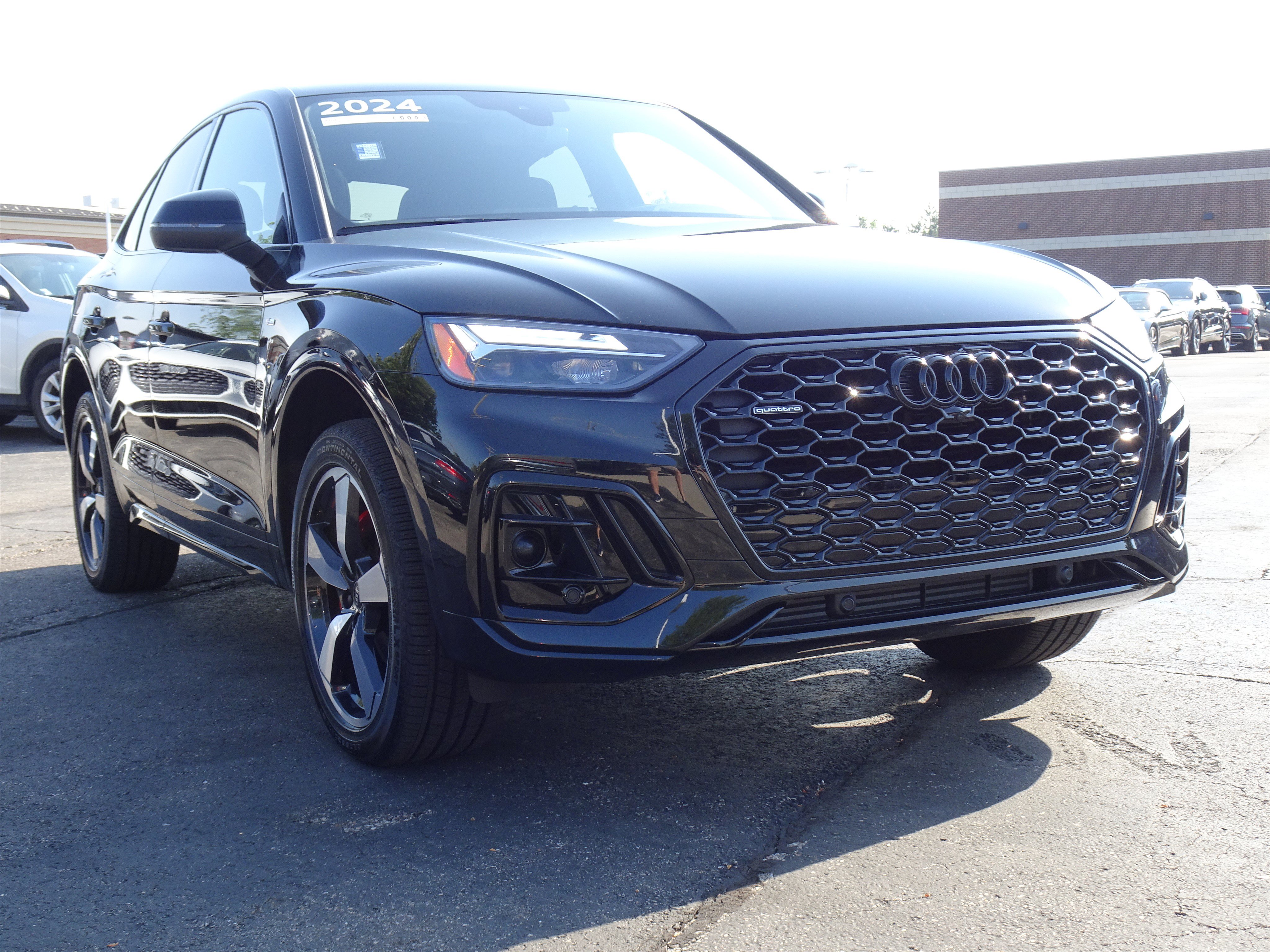 Certified 2024 Audi Q5 2.0T Premium Plus w/ Premium Plus Package AWD/4WD image 6