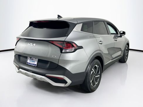 Used 2024 Kia Sportage LX FWD image 5