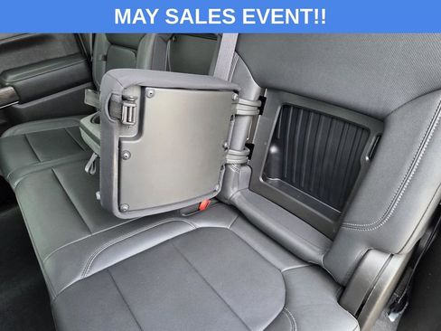 Used 2022 Chevrolet Silverado 1500 LTZ AWD/4WD image 11