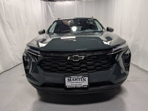 New 2026 Chevrolet Trax LT w/ Driver Confidence Package FWD image 8