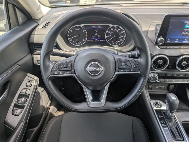 Used 2025 Nissan Sentra SV FWD image 33