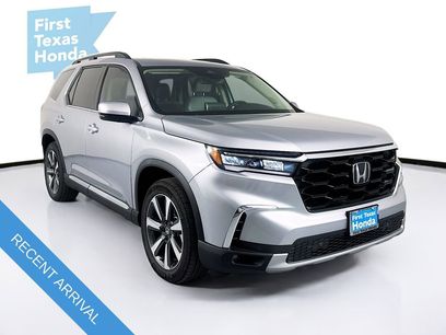 Certified 2025 Honda Pilot Touring