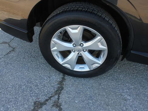 Used 2015 Subaru Forester 2.5i Limited image 56
