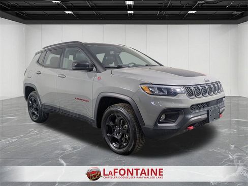 Certified 2023 Jeep Compass Trailhawk image 7