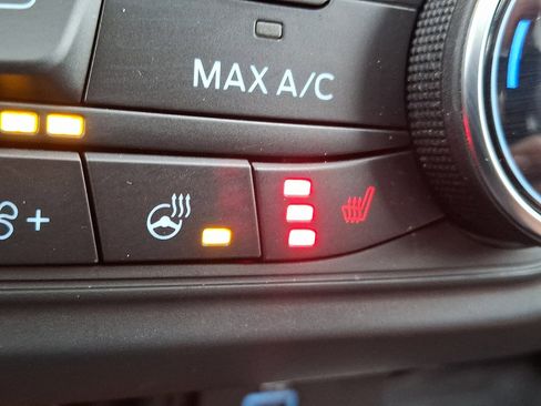 Used 2022 Ford Maverick Lariat w/ Lariat Luxury Package image 24