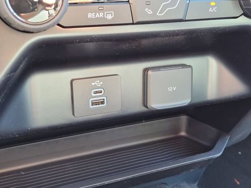 New 2026 Ford F250 XLT w/ FX4 Off-Road Package image 57