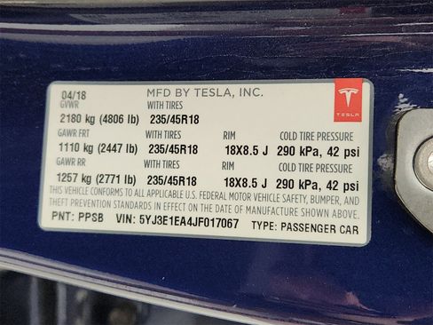 Used 2018 Tesla Model 3 Long Range image 18