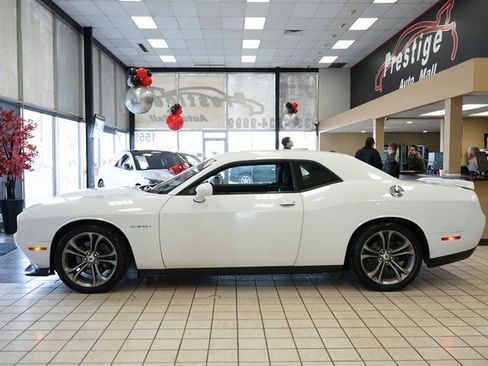 Used 2020 Dodge Challenger R/T image 4