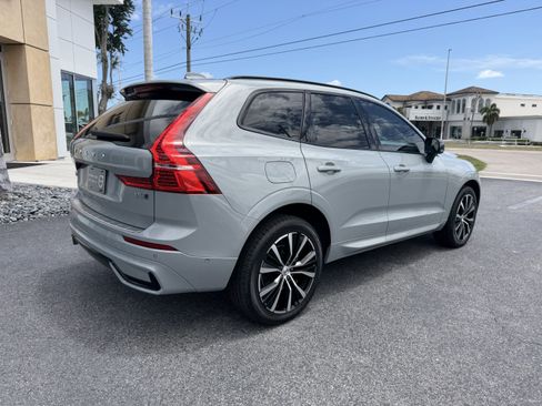 Certified 2024 Volvo XC60 B5 Plus w/ Protection Package Premier AWD/4WD image 3