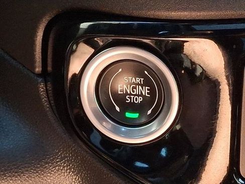 Used 2024 Chevrolet Silverado 1500 ZR2 AWD/4WD image 25
