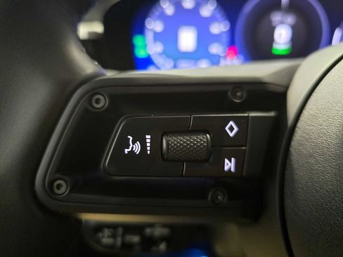 Used 2024 Porsche Macan 4 Electric image 31