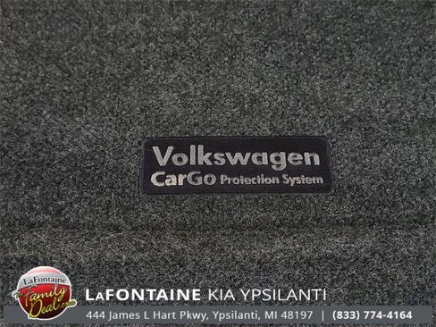 Used 2020 Volkswagen Tiguan SE R-Line image 30