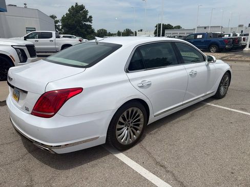Used 2019 Genesis G90 5.0 Ultimate AWD/4WD image 3