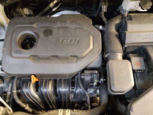 Used 2020 Kia Sorento LX image 30