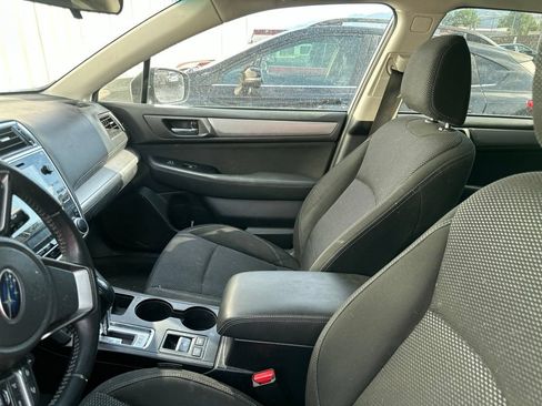 Used 2018 Subaru Outback 2.5i Premium AWD/4WD image 7
