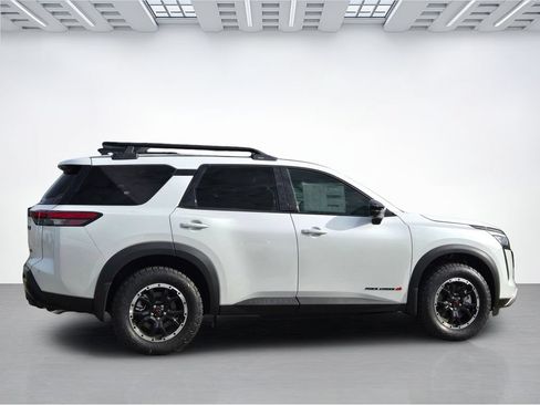 New 2026 Nissan Pathfinder Rock Creek AWD/4WD image 3