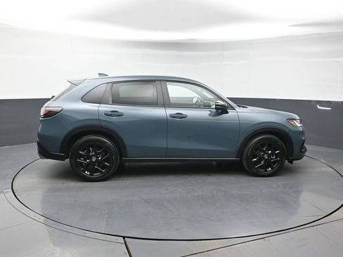 Used 2025 Honda HR-V Sport image 7