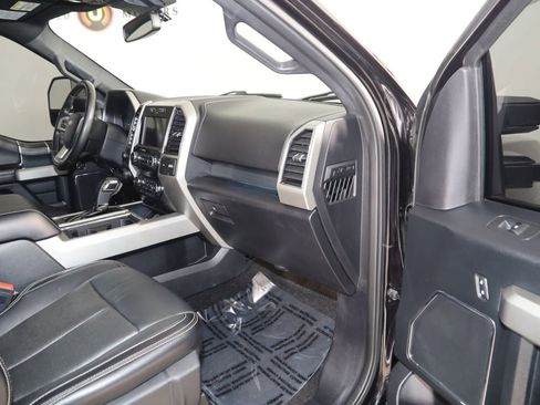 Used 2019 Ford F150 Lariat AWD/4WD image 44