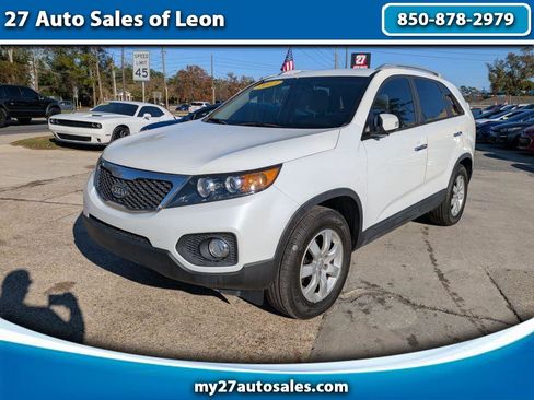 Used 2013 Kia Sorento LX w/ Convenience Pkg image 1