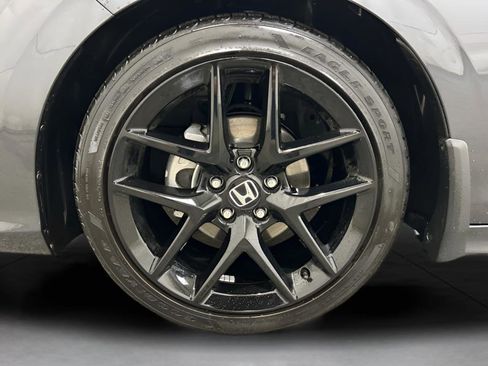 Used 2025 Honda Civic Sport image 12