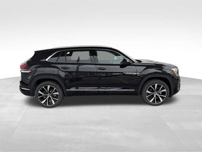 New 2025 Volkswagen Atlas Cross Sport SEL Premium R-Line