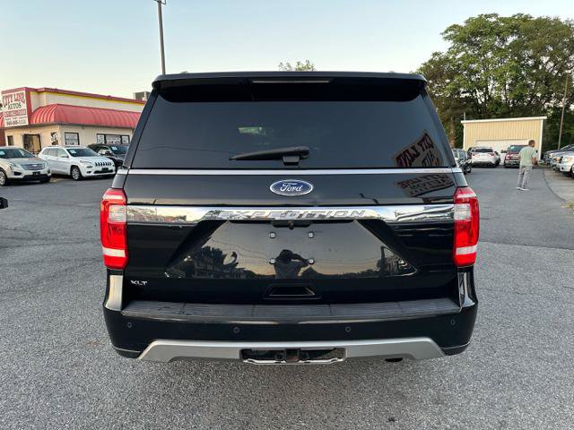 Used 2019 Ford Expedition XLT w/ Equipment Group 202A AWD/4WD image 6