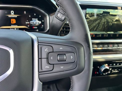 New 2026 GMC Sierra 1500 SLE w/ Preferred Package image 12