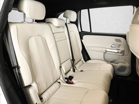 Certified 2025 Mercedes-Benz EQB 250+ image 21